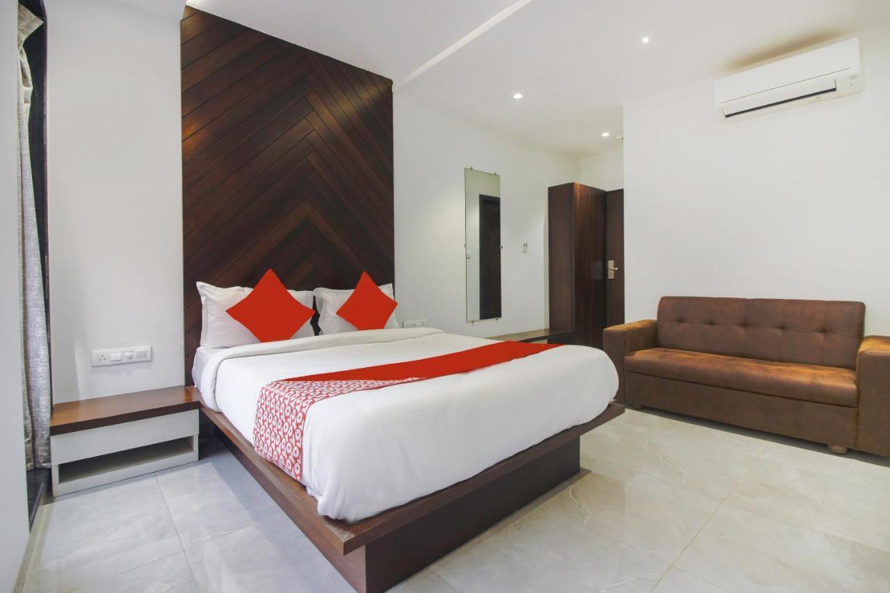 Hotel Flora Suites Мумбаї Екстер'єр фото