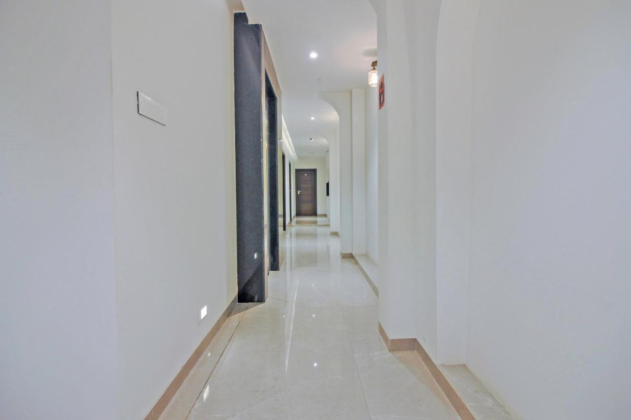 Hotel Flora Suites Мумбаї Екстер'єр фото
