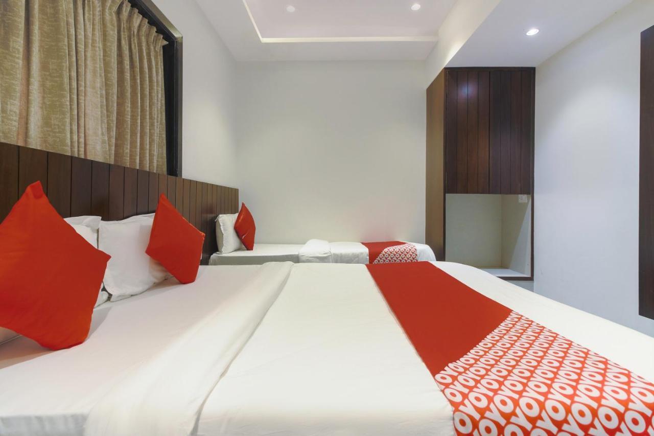 Hotel Flora Suites Мумбаї Екстер'єр фото