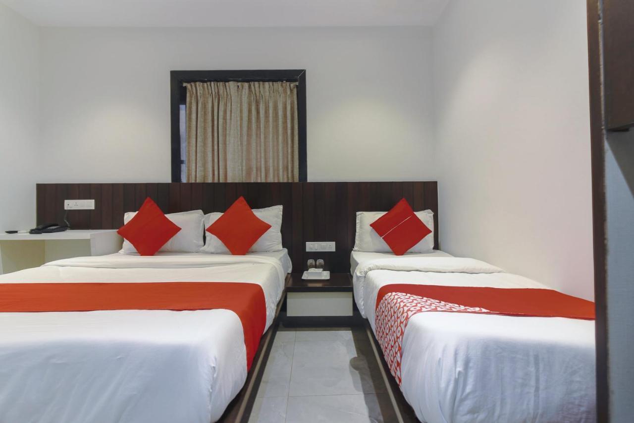 Hotel Flora Suites Мумбаї Екстер'єр фото