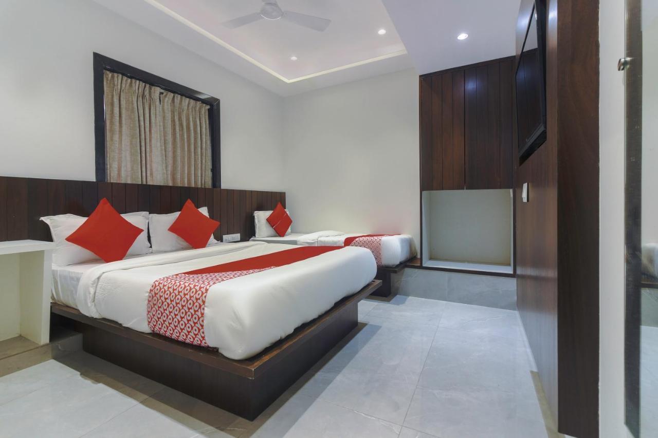 Hotel Flora Suites Мумбаї Екстер'єр фото